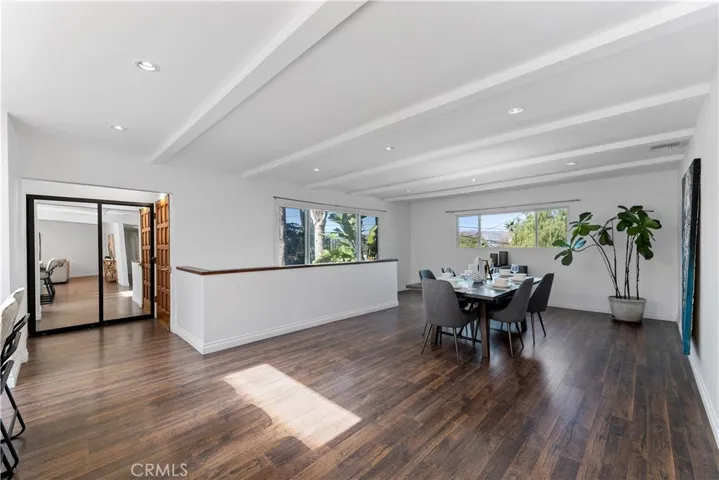 22540 Cass Avenue, Woodland Hills, California 91364