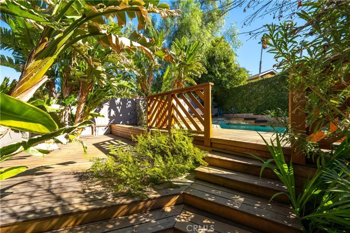 22540 Cass Avenue, Woodland Hills, California 91364