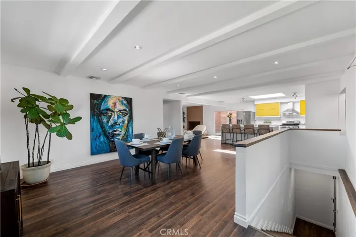 22540 Cass Avenue, Woodland Hills, California 91364