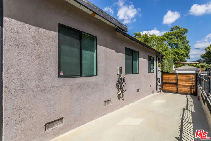 2920 Reservoir Street, Los Angeles, California 90026