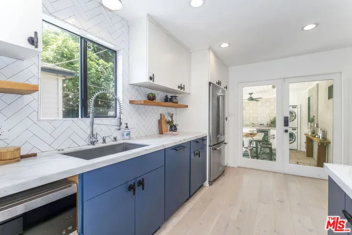 2920 Reservoir Street, Los Angeles, California 90026