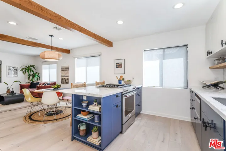 2920 Reservoir Street, Los Angeles, California 90026