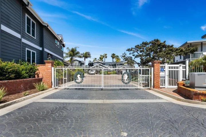 2923 Sandy Pointe 8, Del Mar, California 92014