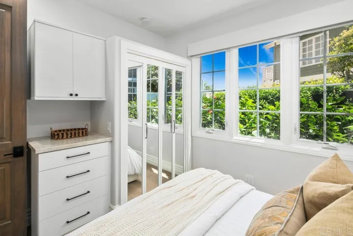 2923 Sandy Pointe 8, Del Mar, California 92014