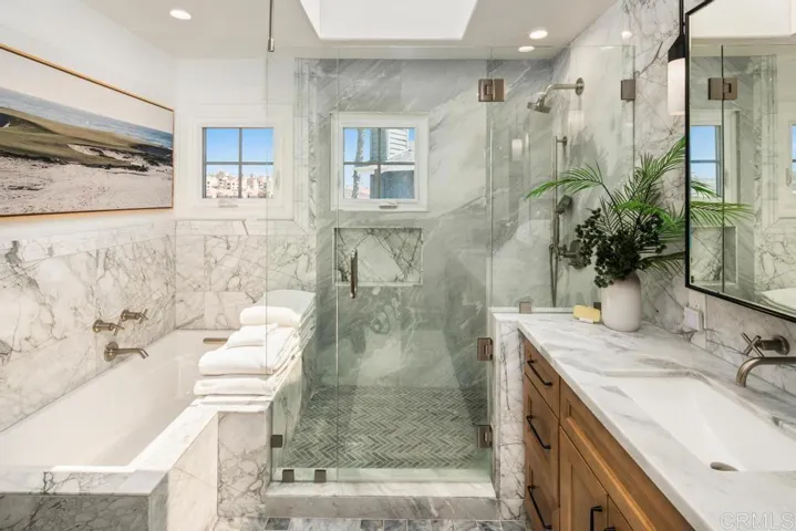 2923 Sandy Pointe 8, Del Mar, California 92014