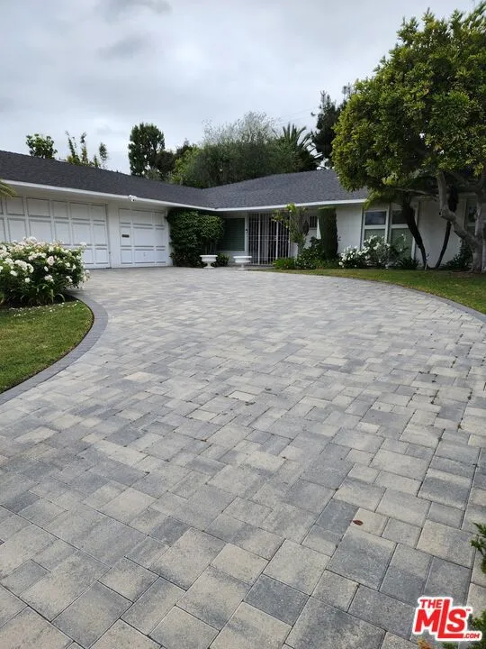 6719 Radlock Avenue, Los Angeles, California 90056 home-pic-0