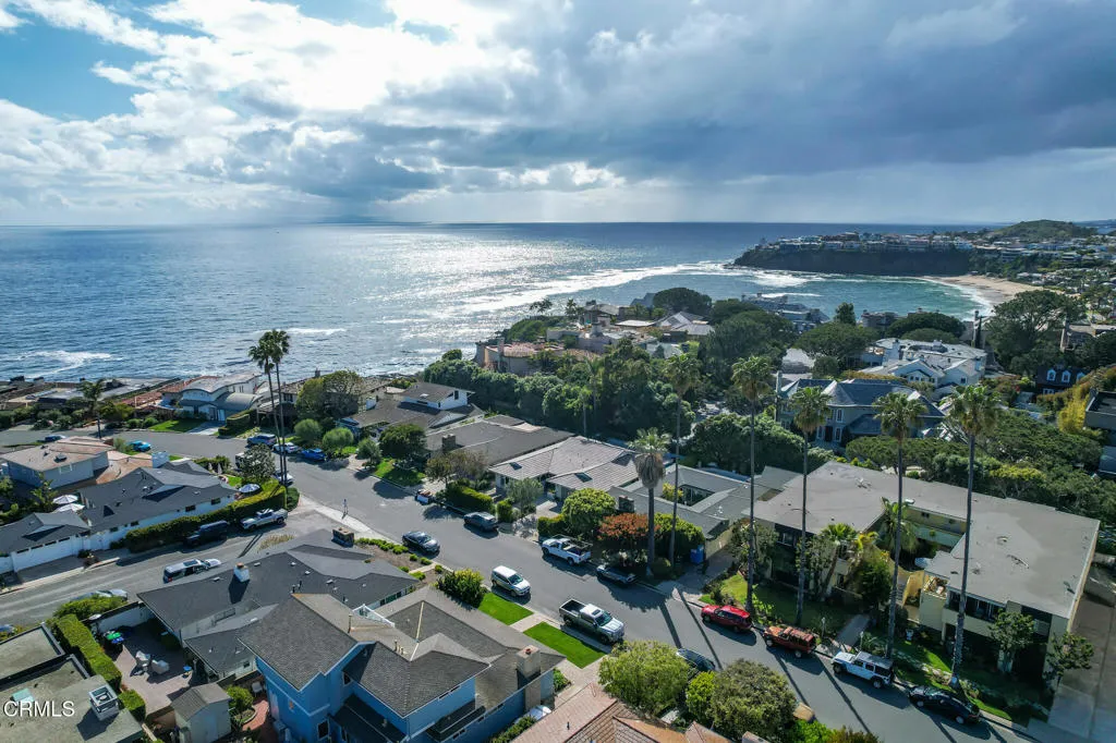 1570 Via Capri 7, Laguna Beach, California 92651 home-pic-35