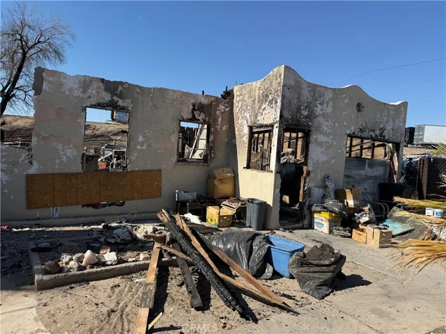 905 Bush Street, Needles, California 92363