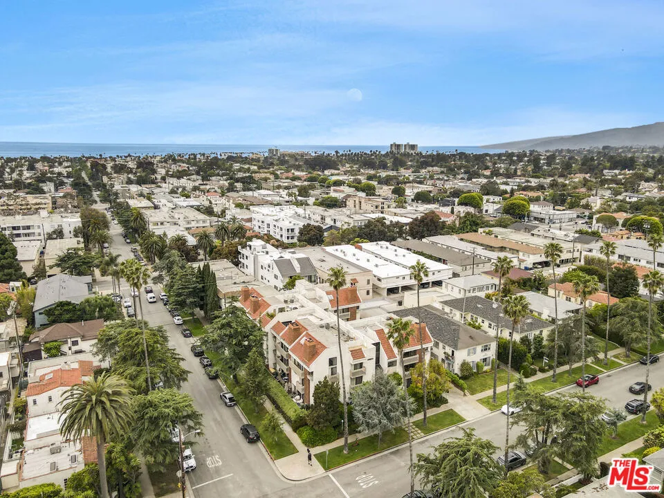 858 12th Street 4, Santa Monica, California 90403 home-pic-24