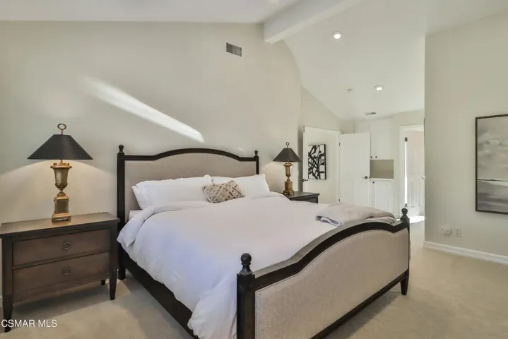 jPrimary Bedroom Suite3