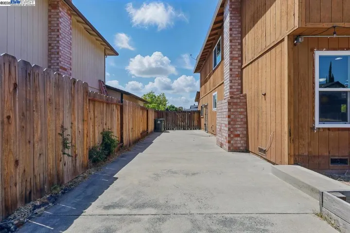 305 Granite Cir, Antioch, California 94509