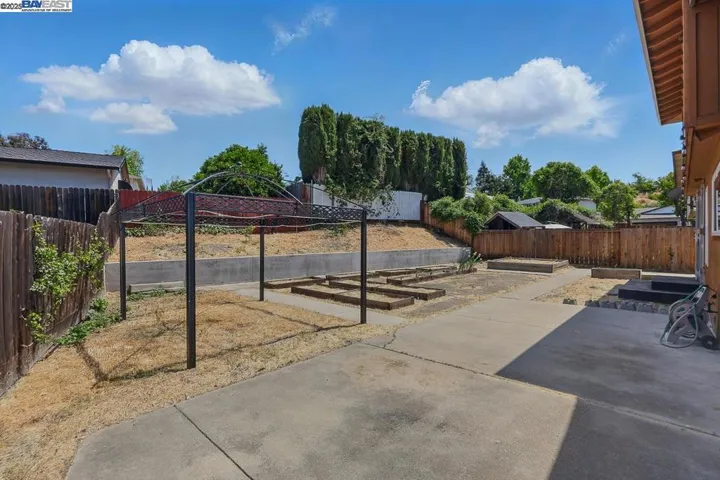 305 Granite Cir, Antioch, California 94509