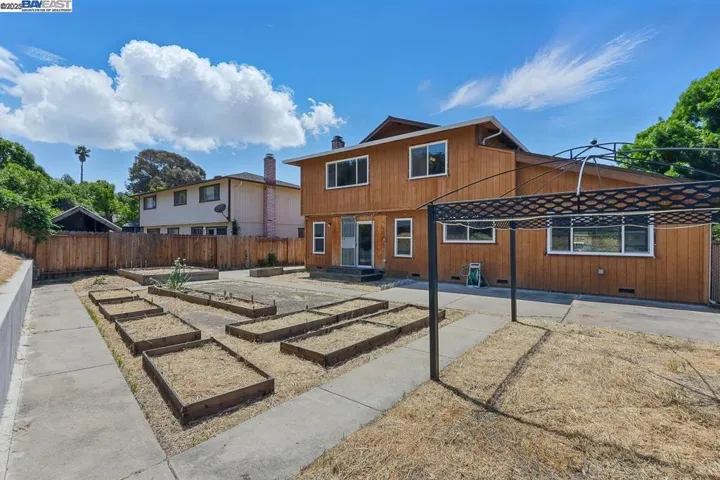 305 Granite Cir, Antioch, California 94509