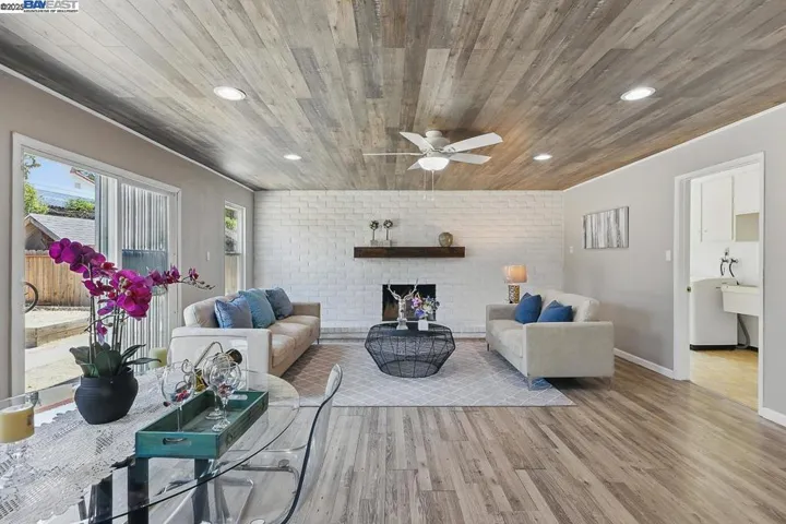 305 Granite Cir, Antioch, California 94509