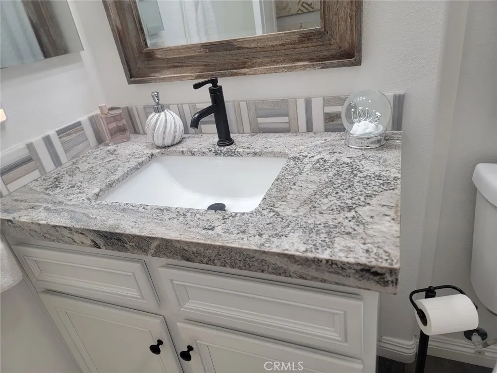 7819 Hagen Circle, Hemet, California 92545 home-pic-19