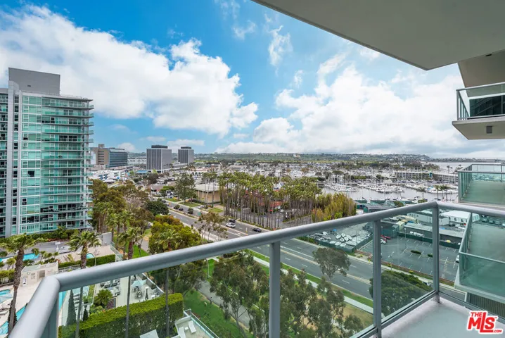 13700 Marina Pointe Drive 1232, Marina Del Rey, California 90292