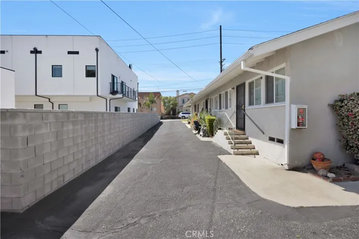 2319 Vanderbilt Lane, Redondo Beach, California 90278