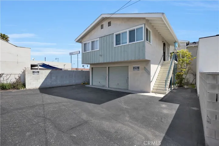 2319 Vanderbilt Lane, Redondo Beach, California 90278