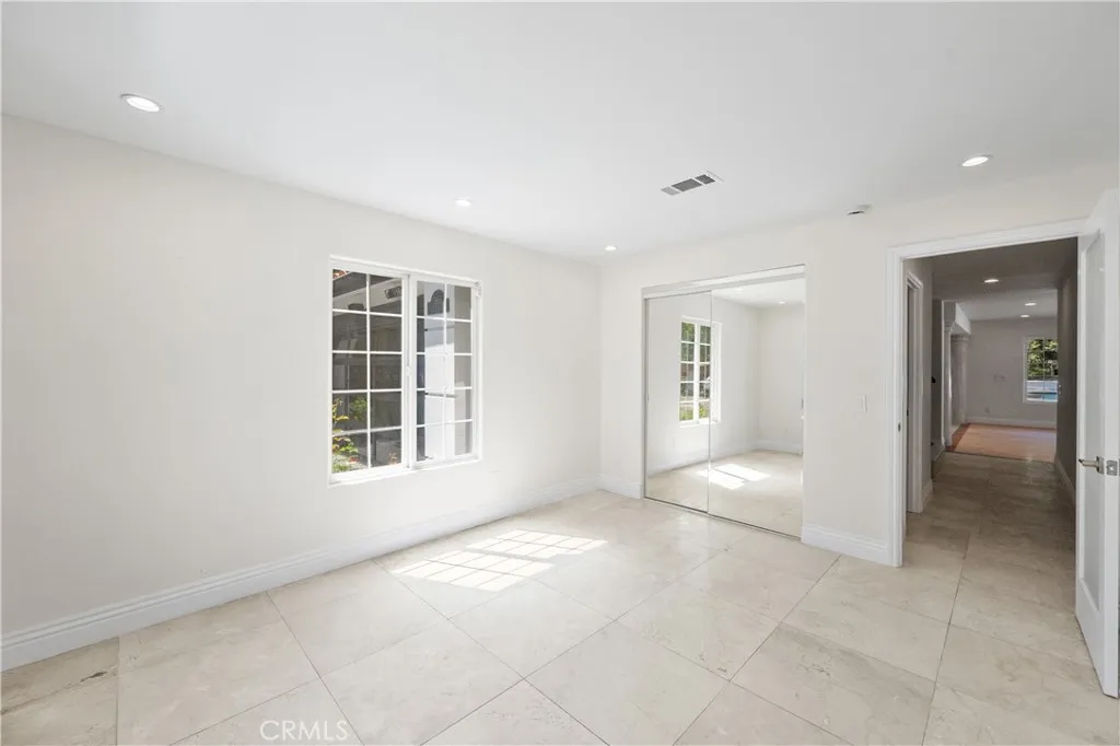 3856 Vista Linda Drive, Encino, California 91316 home-pic-32