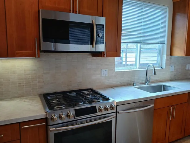 415 Spruce Street, Half Moon Bay, California 94019