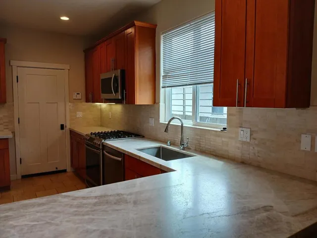 415 Spruce Street, Half Moon Bay, California 94019