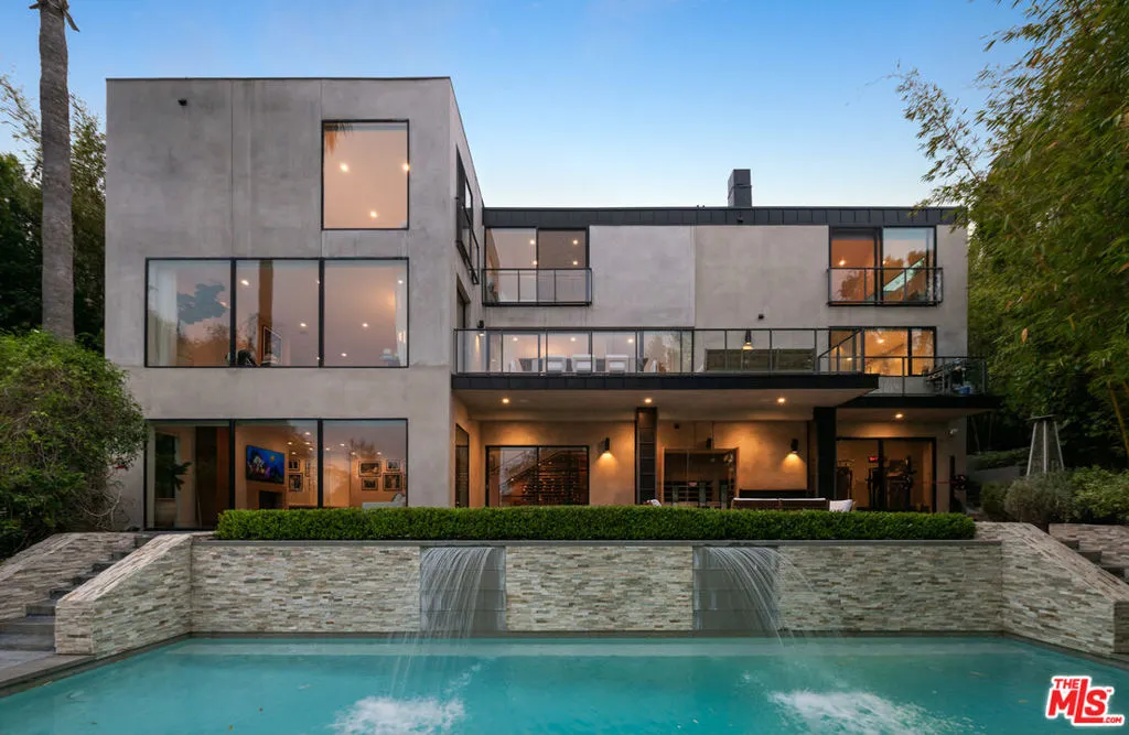 1552 Bel Air Road, Los Angeles, California 90077 home-pic-0