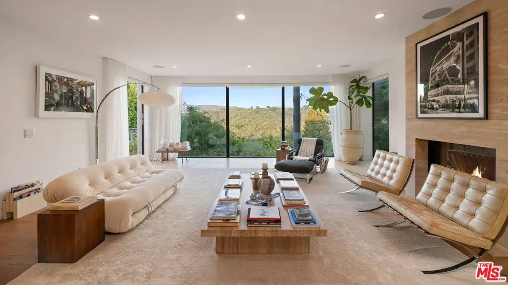 1552 Bel Air Road, Los Angeles, California 90077 home-pic-2