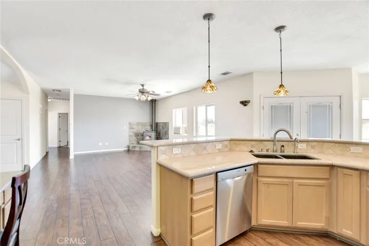 8895 Goss Road, Victorville, California 92392
