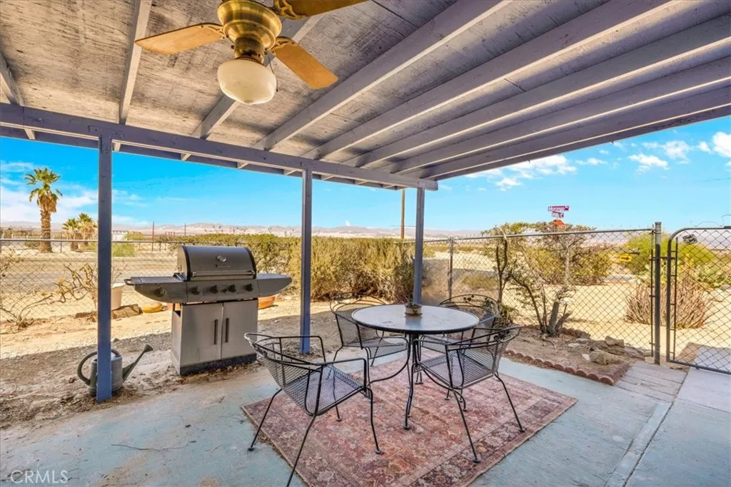 5304 Morongo Road, 29 Palms, California 92277 home-pic-32