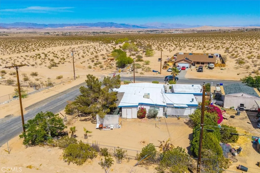5304 Morongo Road, 29 Palms, California 92277 home-pic-36