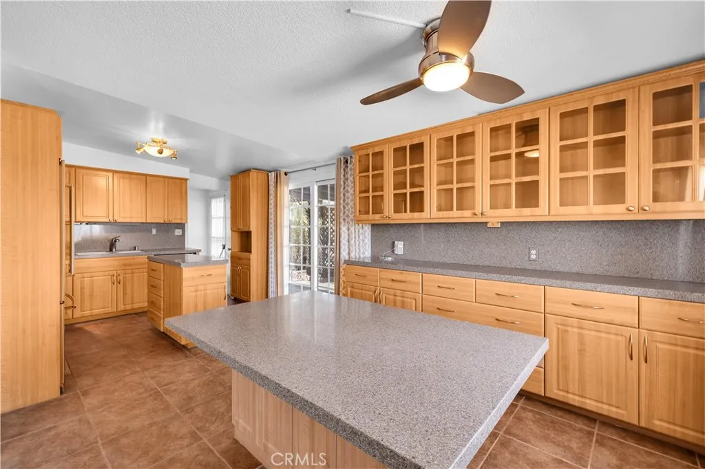 5304 Morongo Road, 29 Palms, California 92277 home-pic-8