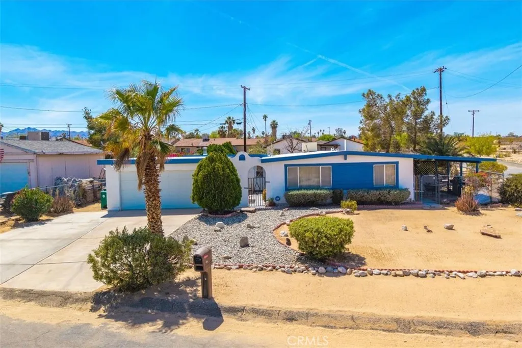 5304 Morongo Road, 29 Palms, California 92277 home-pic-1