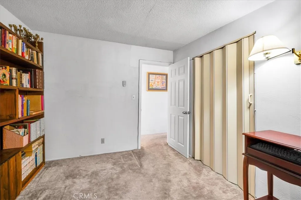 5304 Morongo Road, 29 Palms, California 92277 home-pic-19