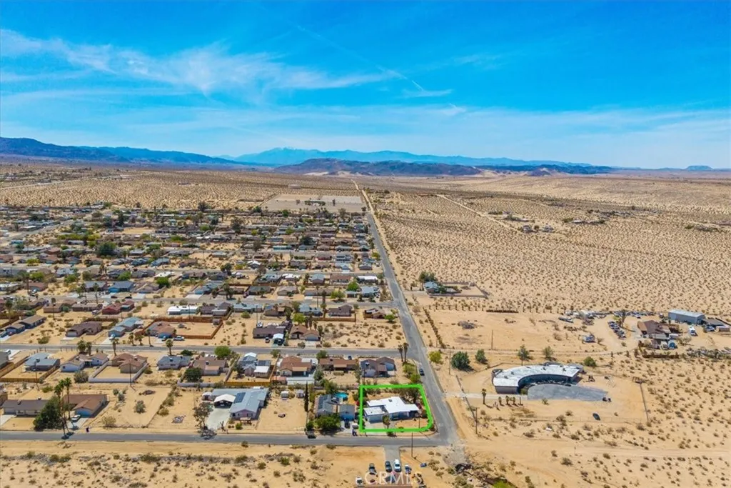 5304 Morongo Road, 29 Palms, California 92277 home-pic-38