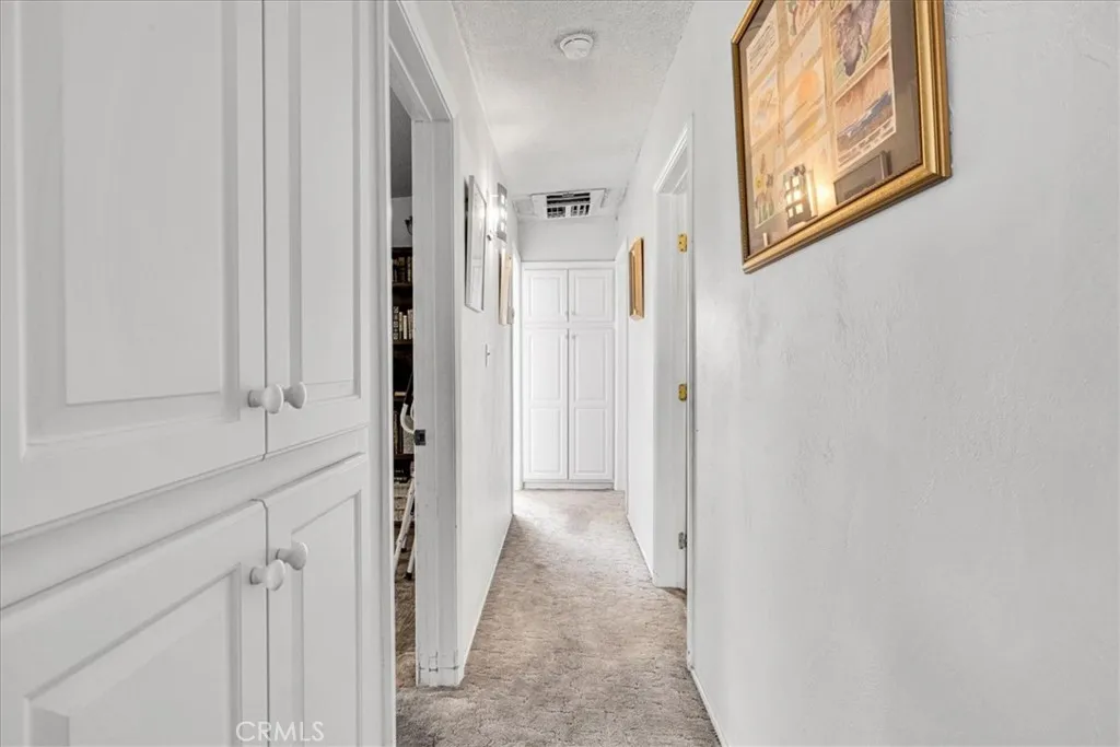 5304 Morongo Road, 29 Palms, California 92277 home-pic-12