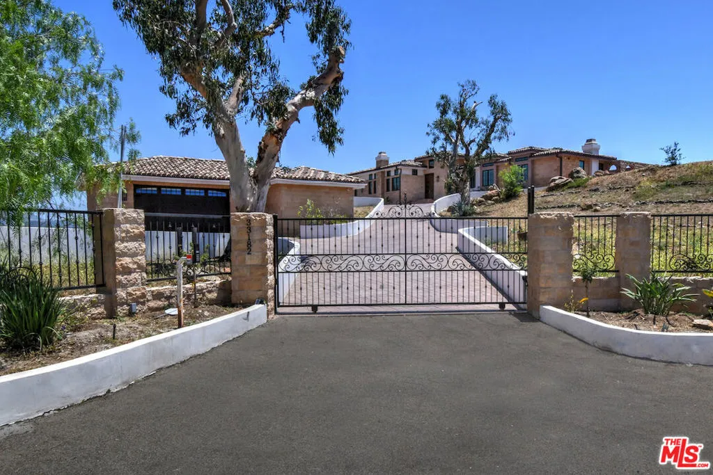 33182 Mulholland Highway, Malibu, California 90265 home-pic-8