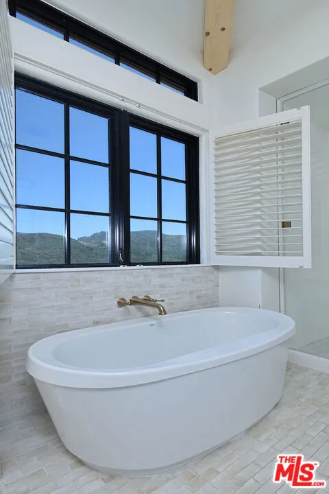 33182 Mulholland Highway, Malibu, California 90265 home-pic-43