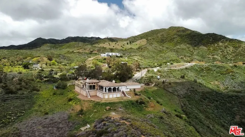 33182 Mulholland Highway, Malibu, California 90265 home-pic-62