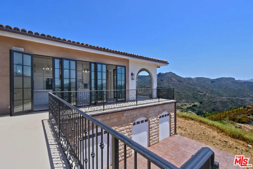 33182 Mulholland Highway, Malibu, California 90265 home-pic-28