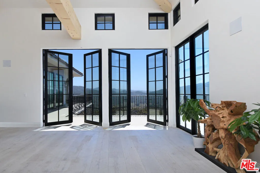 33182 Mulholland Highway, Malibu, California 90265 home-pic-26