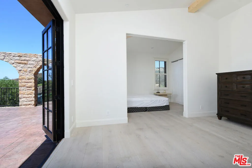 33182 Mulholland Highway, Malibu, California 90265 home-pic-37