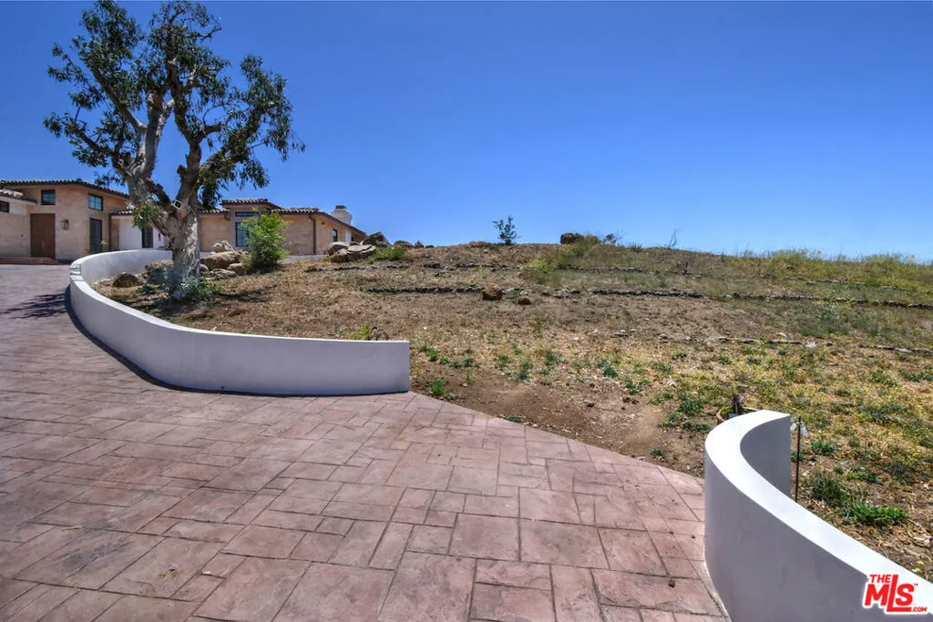 33182 Mulholland Highway, Malibu, California 90265 home-pic-11