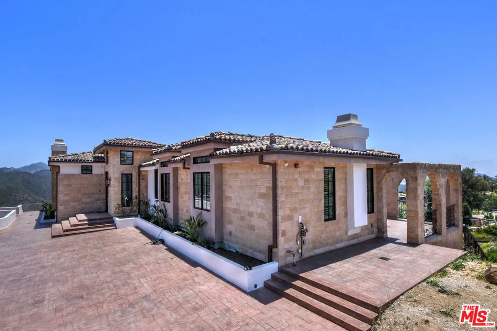 33182 Mulholland Highway, Malibu, California 90265 home-pic-15