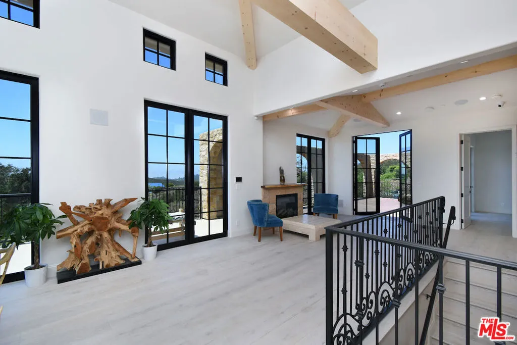 33182 Mulholland Highway, Malibu, California 90265 home-pic-19