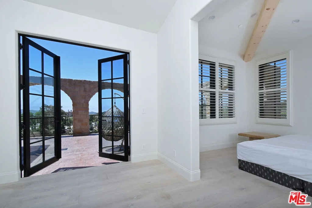 33182 Mulholland Highway, Malibu, California 90265 home-pic-38