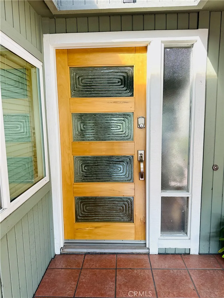 22521 Caminito Esteban 23, Laguna Hills, California 92653 home-pic-1