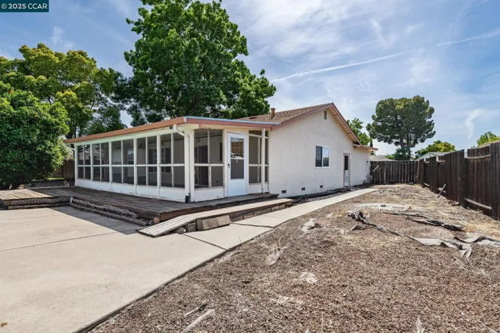 1519 Daisy Way, Antioch, California 94509