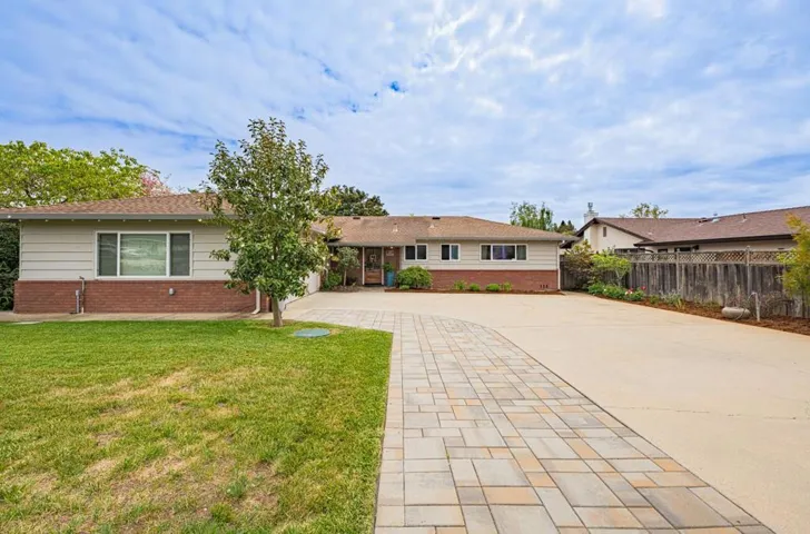 29 Karen Drive, Watsonville, California 95076