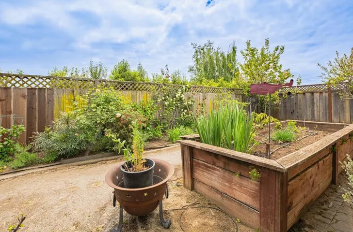 29 Karen Drive, Watsonville, California 95076