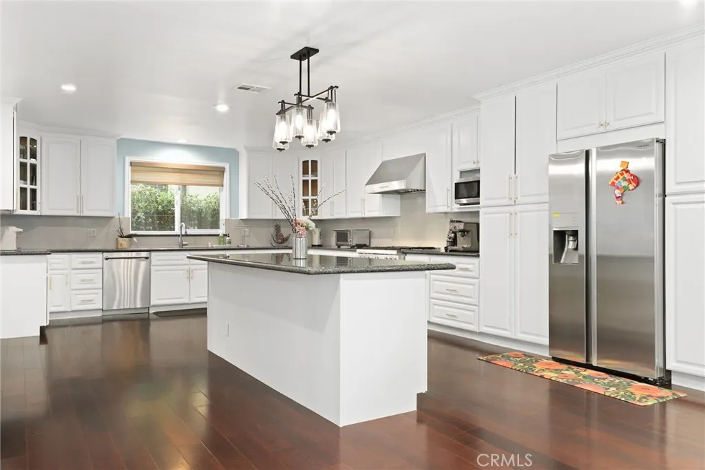 65 W Lemon Avenue, Arcadia, California 91007 home-pic-10